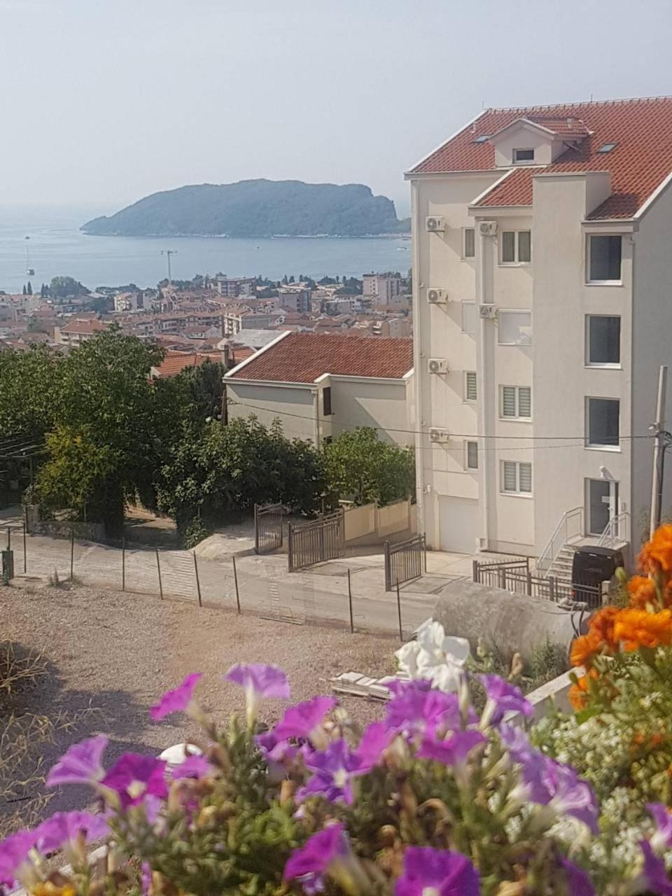 Djordjevic Hotel Budva Ngoại thất bức ảnh